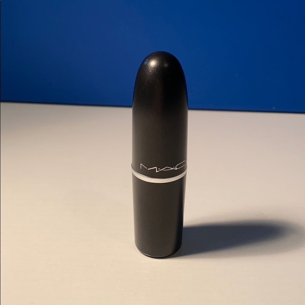 MAC red lipstick